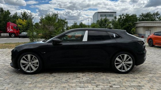 Zeekr 001 You Version 100 Kw/H Electric Car The Perfect Combination of and Efficiency