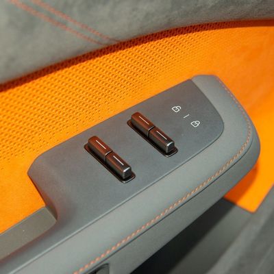 Orange 2023/2024 Zeekr 001 Electric Car 100kwh EV Z-Sport 4WD Wheel You/Me/We