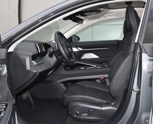 2023 Zeekr 001 EV Car with 5 Seats 546km Mileage and Online/Local After-sales Service