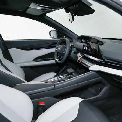 Electromagnetic Braking System for Safe Driving in Changan Qiyuan A06 Energy Electric Car