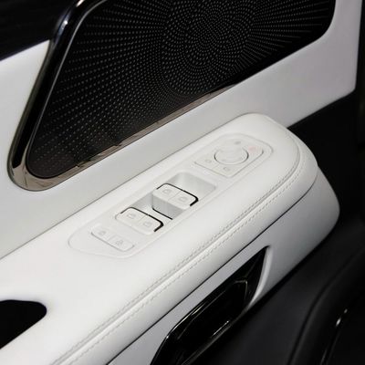 Customization 2023 6 Seats/7 Seats Hybrid Car 2024 Auto SUV Used/ Electric Car EV Ji Shi/Rox/Polestones