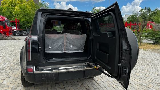 Polar Stone 01 2023model 6 Seats Version AWD with Black Exterior Color