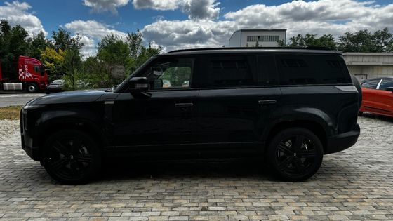 Polar Stone 01 2023model 6 Seats Version AWD with Black Exterior Color