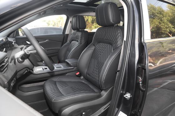 300t 2WD Exeed 2023 Closed Body Type on 3 Seats for Sal