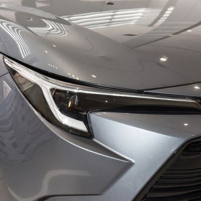 Toyota Levin 1.8L Edition Hybrid Energy Car with Maximum Power of 101kw and High Displacement