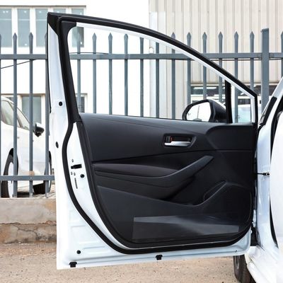 Maximum Power 101kw Luxury Hybrid 1.8L Toyota Levin Smart Electric Car EV Two Engines