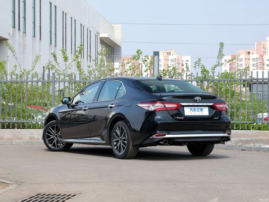 2023 Toyota Camry Gasoline Car 2.5g with 5 Seats and Top Speed up to 210 Km/H