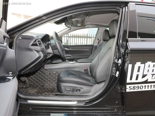5-Seater Gasoline Car Toyota Camry 2023 2.5q with Epb Braking System at Affordable