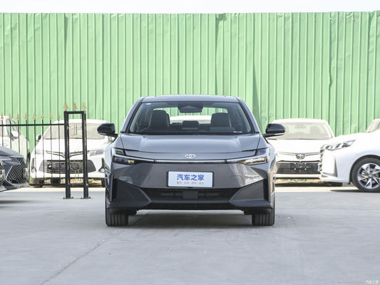 Sedan Toyota Bz3 2023 616km Long-Rang PRO Electric Vehicle Left Steering Body Style