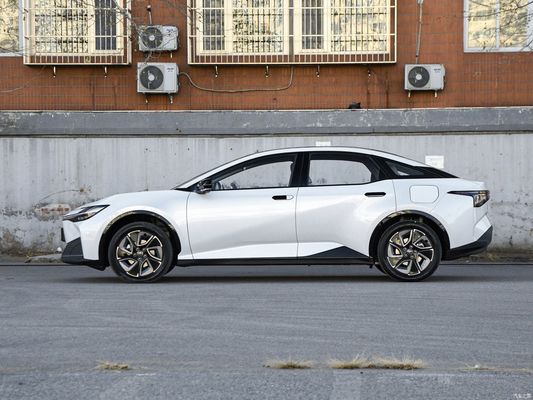 Online/Local After-sales Service Toyota Bz3 2023 616km Long-Range Electric Sedan