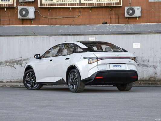 Online/Local After-sales Service Toyota Bz3 2023 616km Long-Range Electric Sedan