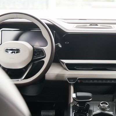 Displacement 1600-2500cc Geely Xingyuel 2.0td High Power Automatic Fwd Flagship SUV