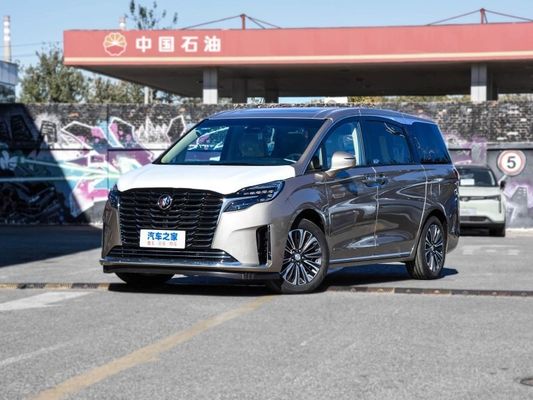 Buick GL8 2023 Es Smart Flagship Version Gasoline MPV Top Speed 195 Km/H for Benefit