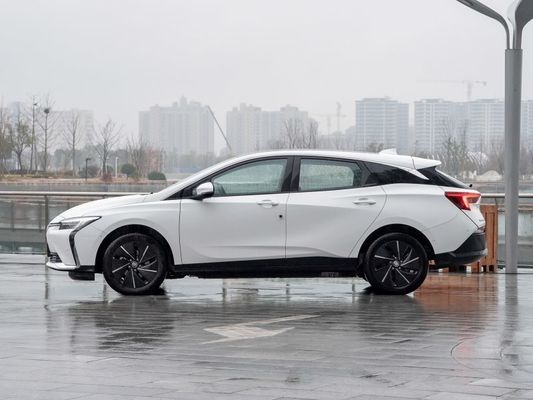 Buick Velite 6 2022 Internet Smart PLUS Version Electric Car with 170 Km/H Top Speed