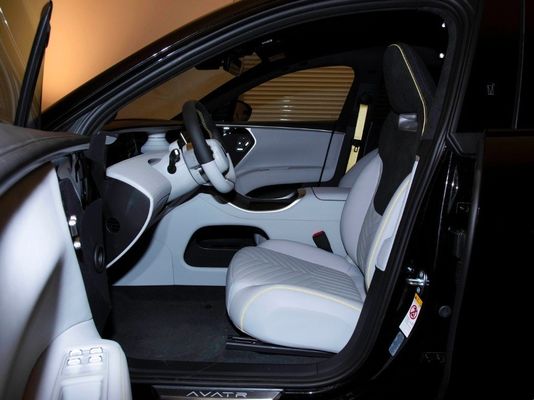 2023 Hongmeng Avatr 11 Electric Car Ternary Lithium Battery 90 Degrees Luxury Version