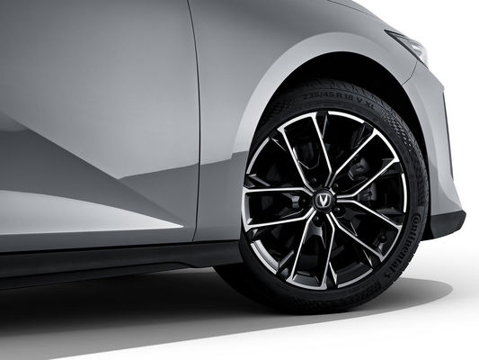 Uni-V 1.5t Petrol 5 Seats Sedan Changan with Customized Request