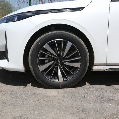 Qiyuan A06 Hotsales Hybrid Cars with Mgnt Certification and Hydraulic Braking System