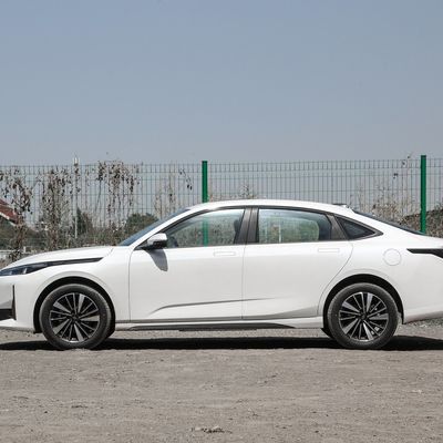Qiyuan A06 Hotsales Hybrid Cars with Mgnt Certification and Hydraulic Braking System