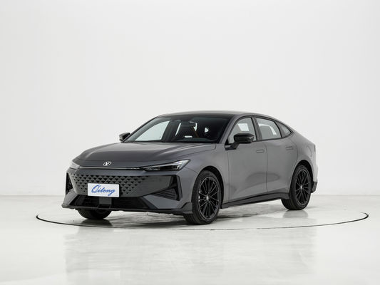 Customization Offered Changan Uni-V 1.5t Petrol Car 5 Seats Sedan Uni V Gasoline Car
