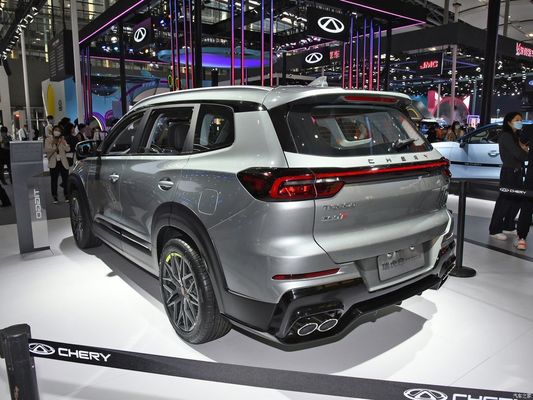 Chery Tiggo8 230TCI Mt Fashion Version Gasoline Car with FWD Drive and 4700*1860*1746