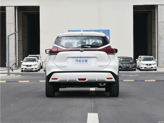 Gasoline-Powered 2023 Nissan Kicks SUV with Automatic Gearbox and Fashionable Design