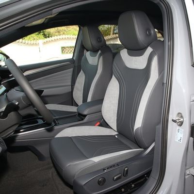 Closed Body Type VW ID4 Crozz Long Endurance Pure /Lite PRO Edition Electric Car/SUV