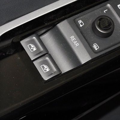 ID6 Pure /PRO/Lite PRO Edititon Electric Car/SUV with Electromagnetic Braking System