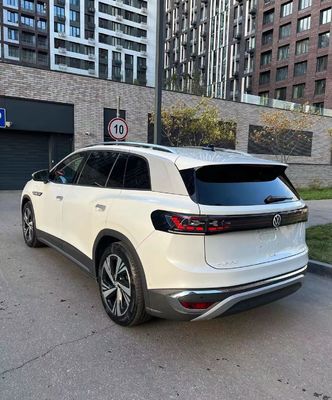 7-Seater Volkswagen ID6 Crozz PRO Pure EV Energy Cars for Budget-friendly Purchase