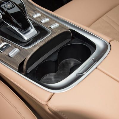 2024 Glory Edition 100km 7-Seats SUV Manufactured in Customized Request