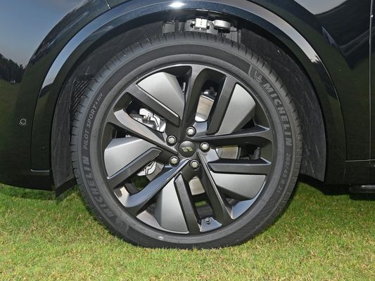 2024 Lixiang Li L9 PRO/Ultra Electric Car Extended Range Vehicles Hybrid Car Leading Ideal