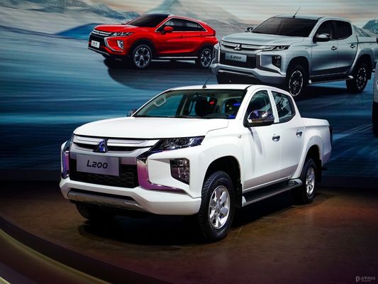 Customization Pickup Diesel Vehicle Mitsubishi L200 2023 2.3t Tanqu Top Speed 171 Km/H