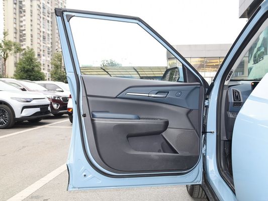 Closed Body Type 2024 KIA EV5 Pure Electric Car 530 Light Air Land SUV Energy Vehicle