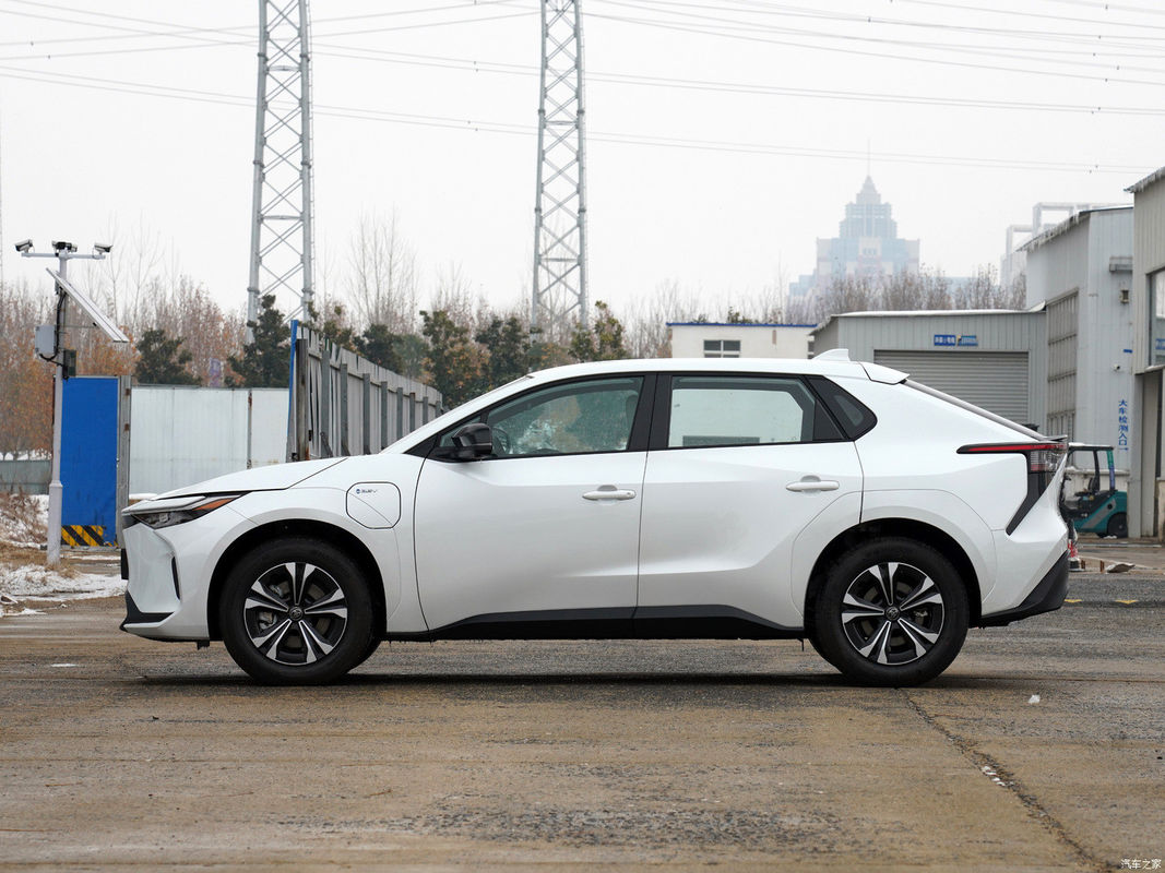 2024 Toyota Bz4X 615max Edition 615km Rwd SUV EV Fast Charging Time 0.8 Hours and Good