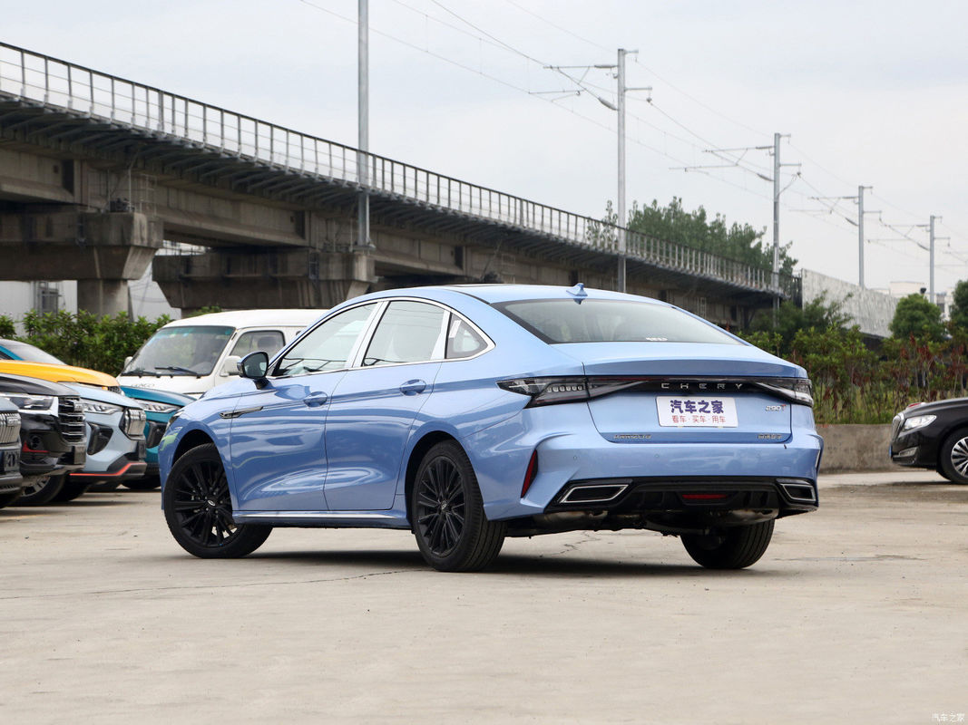 Sedan Arrizo8 1.6t DCT Chery's Latest Model with Affordable and Good Performance