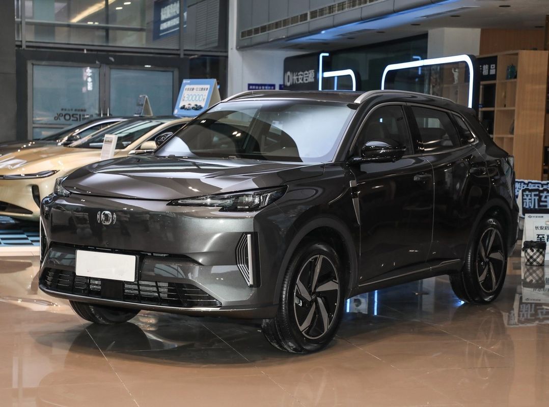 Changan Qiyuan Q05 Automobile Car SUV with Dimensions 4539*1865*1680 and 5 Seats