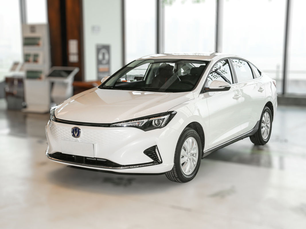 Mcpherson Independent Suspension and Top Speed of 145km/h 2022 Changan Eado EV460 EV Car