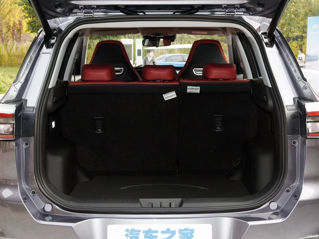 Automatic Chery Tiggo 7 Plus 1.5t CVT Dignity Gasoline Car Top Speed 186-200 Km/H