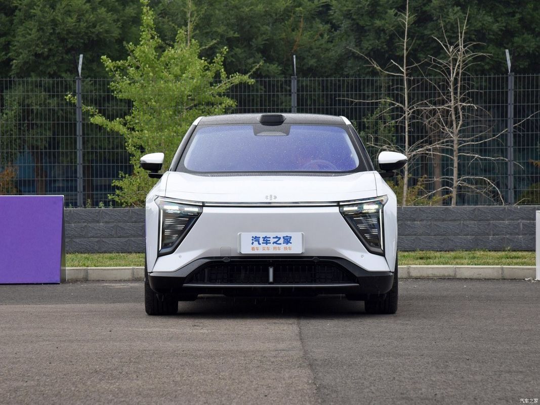 Hiphi Y Electric Car SUV 5 Seats 810km Long-Range and SUV Structure for Versatility