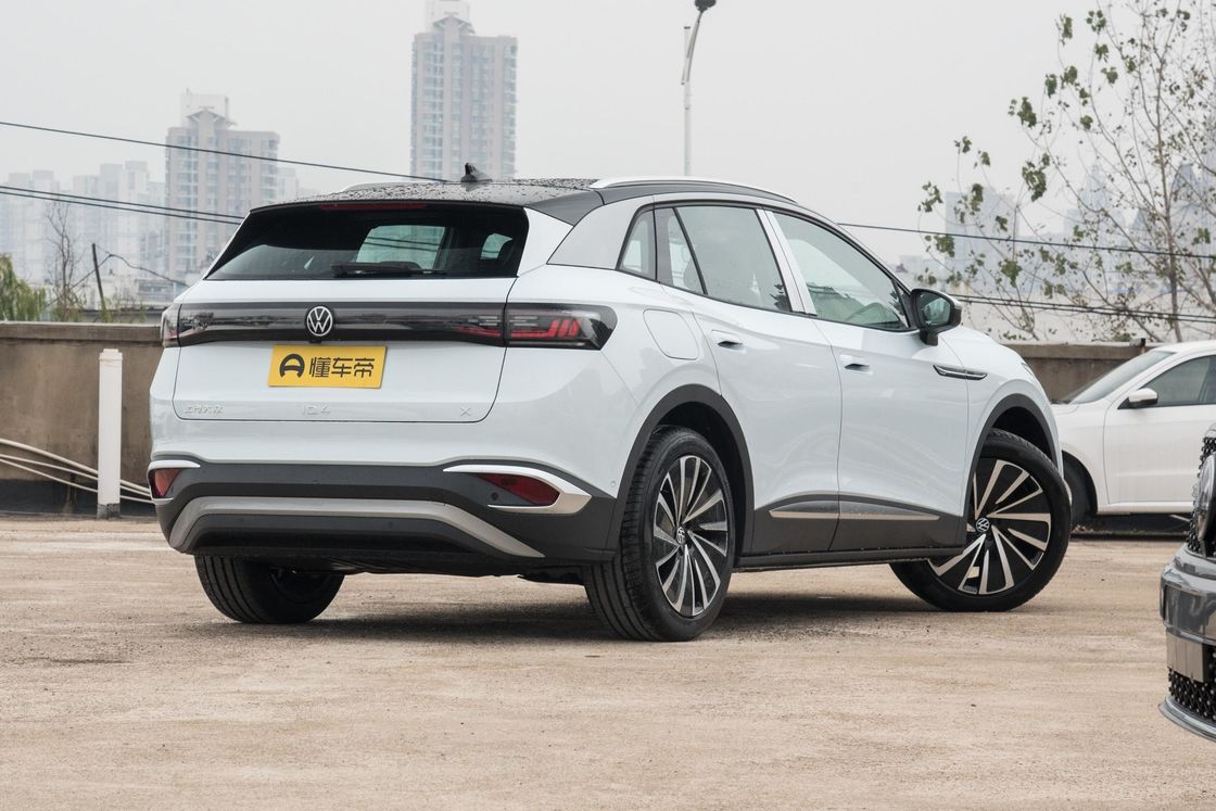 Volkswagen ID. 4 X 2023 Intelligent Enjoyment Long-Range Edition with Closed Body Type
