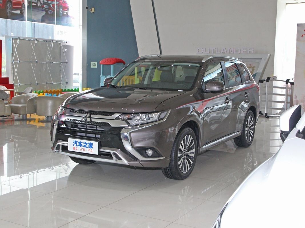 2021 Outlander Fwd SUV Drive Version Sedan with Displacement 1600-2500CC and Hot Deals