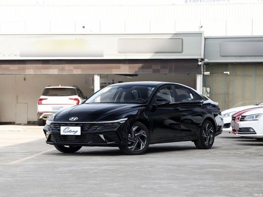 Hyundai Elantra 2023 1.5L CVT Lux Edition Gasoline Vehicle and Displacement 1000-1600CC